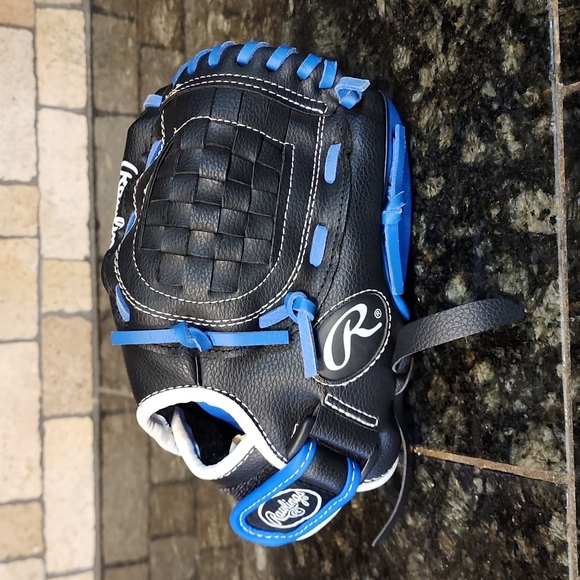 Rawlings Other - Rawlings baseball tball glove